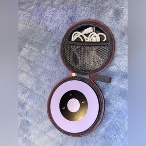 Selling because I have a few speakers